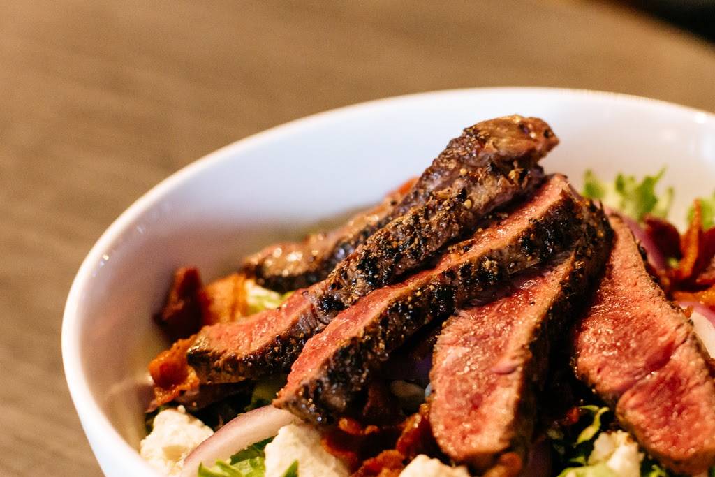 Porkys Public House & Eatery | restaurant | 561 Industrial Way, Longview, WA 98632, USA | 3606361616 OR +1 360-636-1616