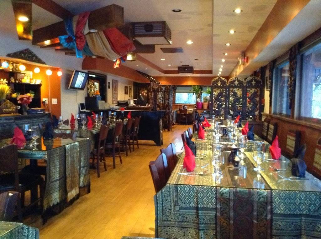 Bangkok House | restaurant | 26 NJ-35, Eatontown, NJ 07724, USA | 7323893890 OR +1 732-389-3890