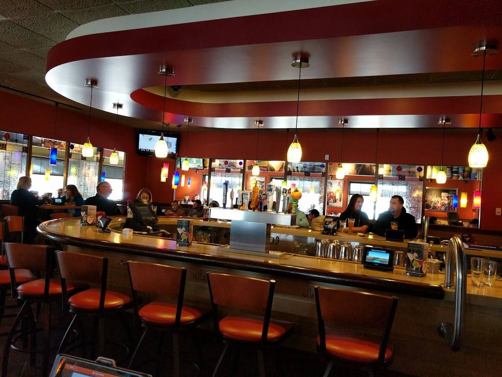 Applebees Grill + Bar | restaurant | Gateway Center, 550 Alfred St, Biddeford, ME 04005, USA | 2072828603 OR +1 207-282-8603