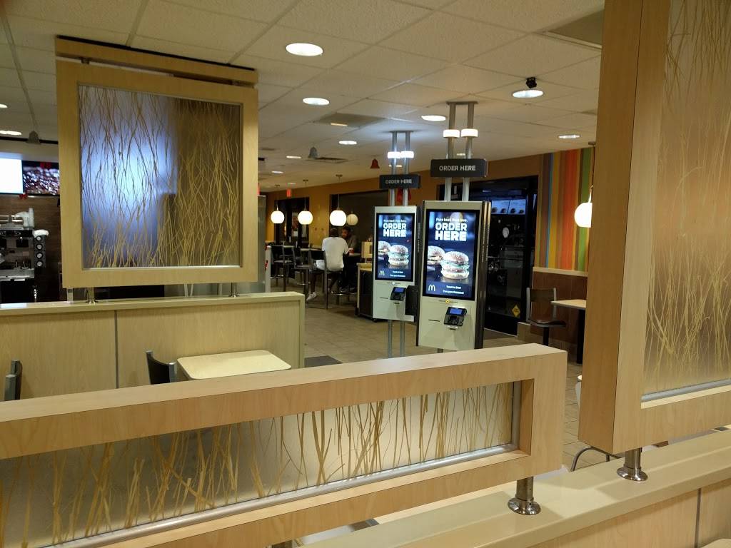 McDonalds | cafe | 1908 E Hillsborough Ave, Tampa, FL 33610, USA | 8132393411 OR +1 813-239-3411