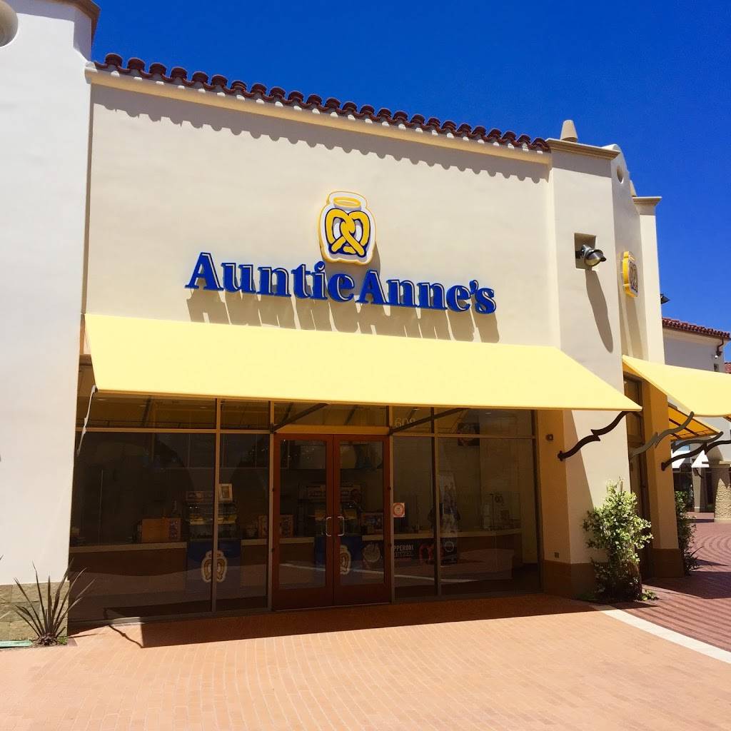 Auntie Annes | cafe | 101 W Avenida Vista Hermosa, San Clemente, CA 92673, USA | 9493616945 OR +1 949-361-6945