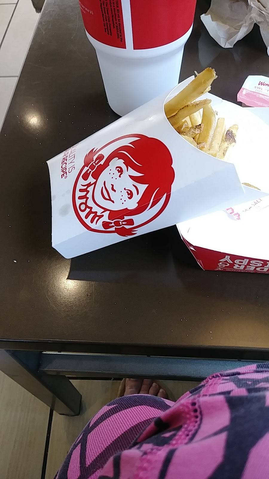 Wendys | restaurant | 5189 W US-10, Ludington, MI 49431, USA | 2318431413 OR +1 231-843-1413