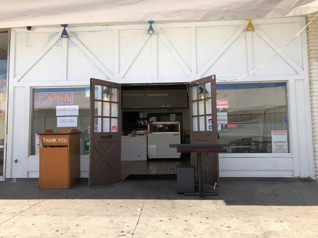 Mariscos Delfín | restaurant | 3221 Firestone Blvd, South Gate, CA 90280, USA | 3234849604 OR +1 323-484-9604