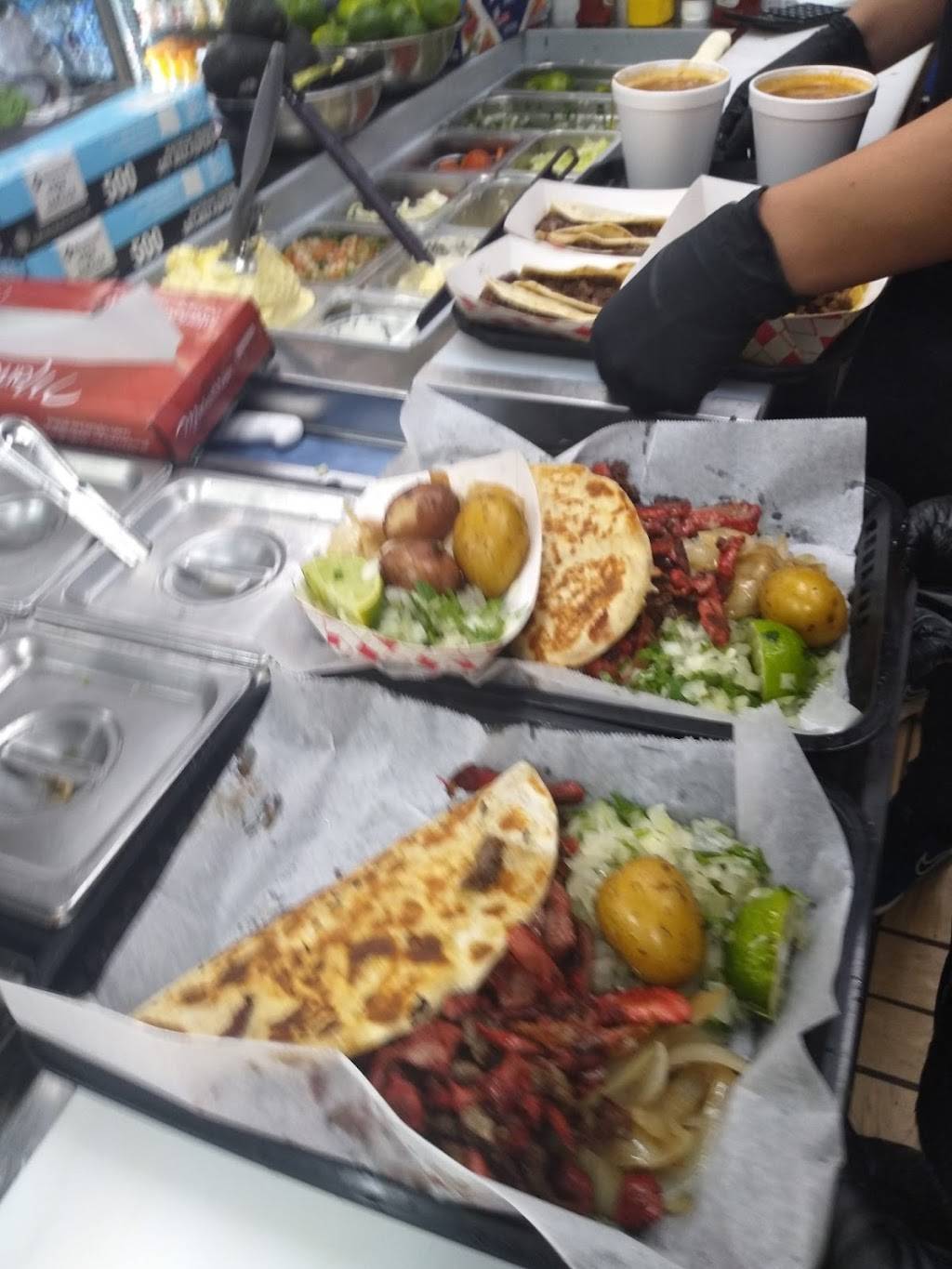 Taco Rey | restaurant | 2495 W Pioneer Pkwy, Grand Prairie, TX 75051, USA | 9726069830 OR +1 972-606-9830