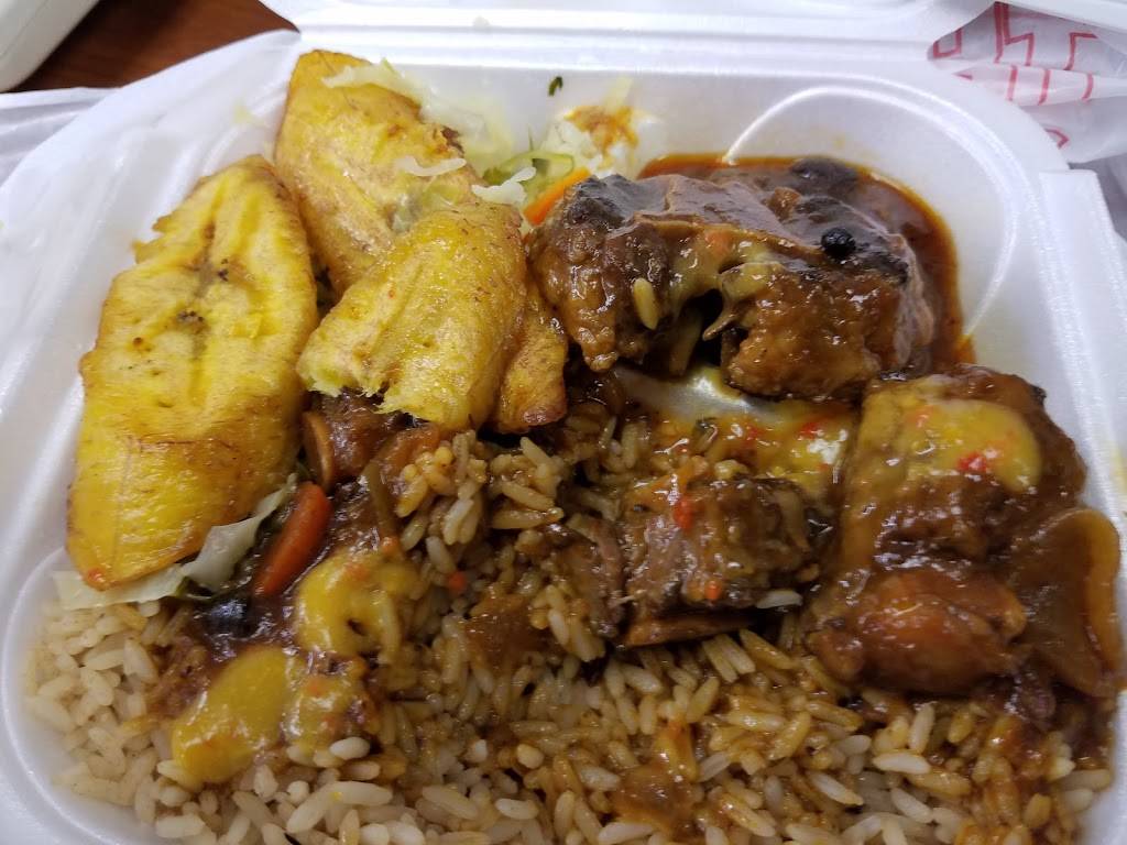 Buccaneers Jamaican Street Jerk | restaurant | 196 Arora Blvd, Orange Park, FL 32073, USA | 9044226657 OR +1 904-422-6657