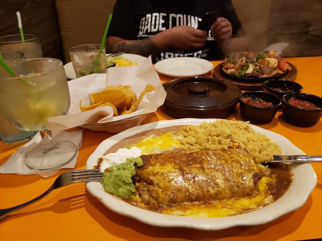 La Bamba Mexican & Spanish Restaurant | restaurant | 4245 N Federal Hwy, Fort Lauderdale, FL 33308, USA | 9545685662 OR +1 954-568-5662