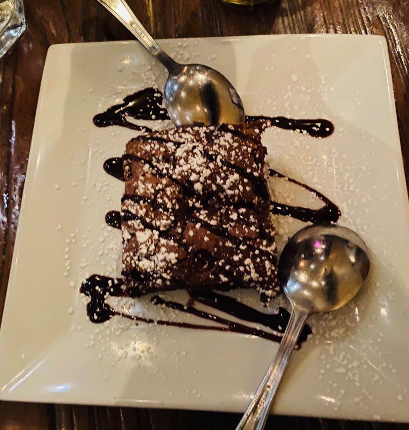 Darryls Corner Bar & Kitchen | restaurant | 604 Columbus Ave, Boston, MA 02118, USA | 6175361100 OR +1 617-536-1100