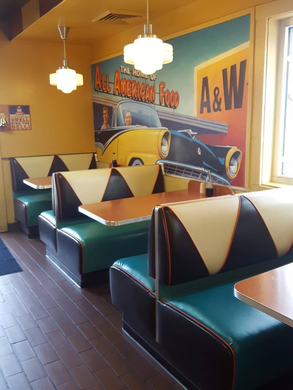 A&W Restaurant | restaurant | 607 E Santa Fe St, Olathe, KS 66061, USA | 9137641511 OR +1 913-764-1511