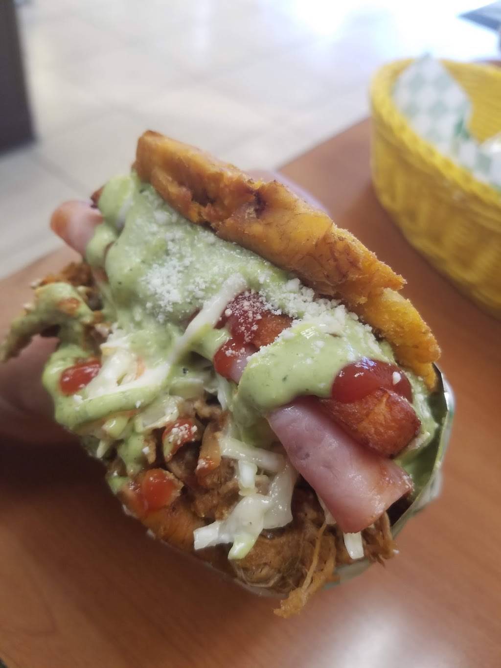 Rika Arepa Express | restaurant | 3650 E Flamingo Rd, Las Vegas, NV 89121, USA | 7027458759 OR +1 702-745-8759