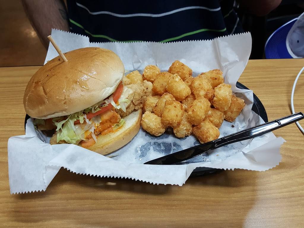 Boompas Burgers | restaurant | 8298 US-277, Elgin, OK 73538, USA | 5804542442 OR +1 580-454-2442