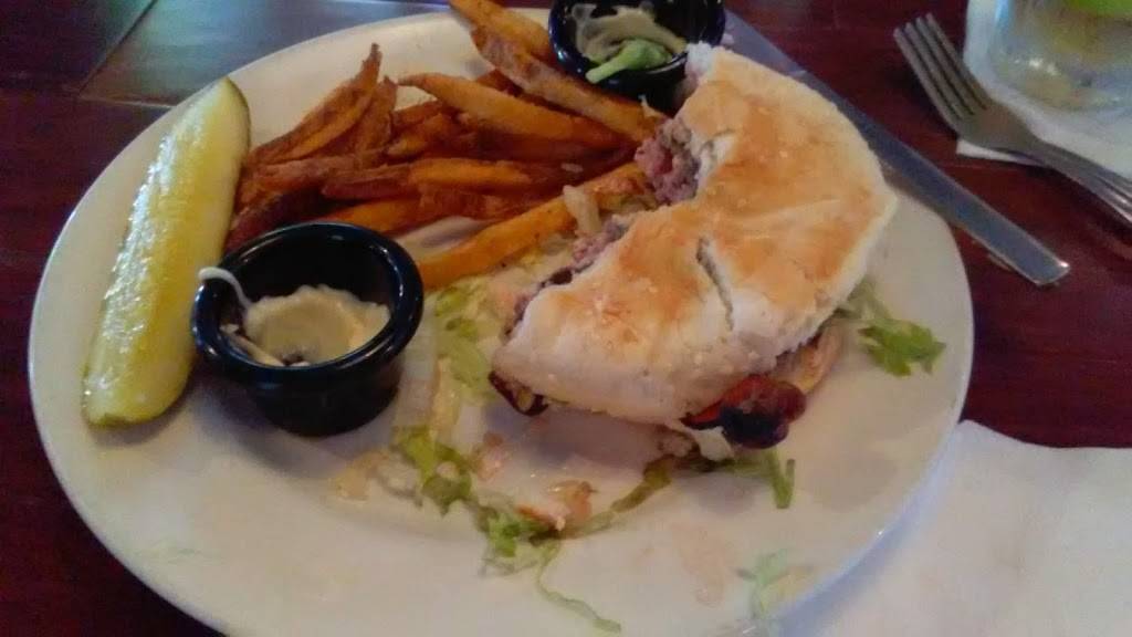 The Front Porch | restaurant | 30 Edwards Dr, Bells, TN 38006, USA | 7313453400 OR +1 731-345-3400