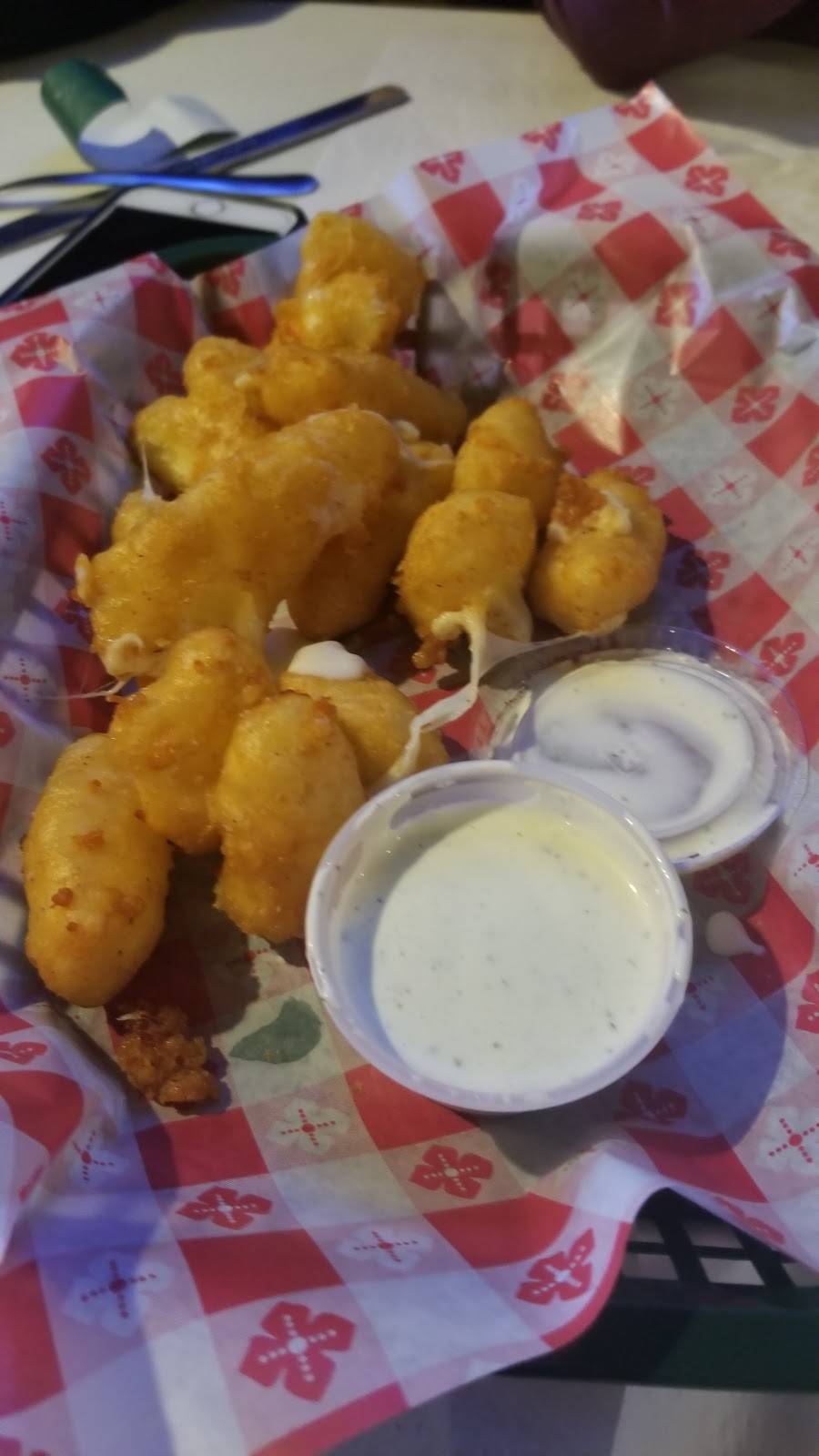 Trail Side Sports Bar & Grill | restaurant | 8101 Schofield Ave, Weston, WI 54476, USA | 7152418999 OR +1 715-241-8999