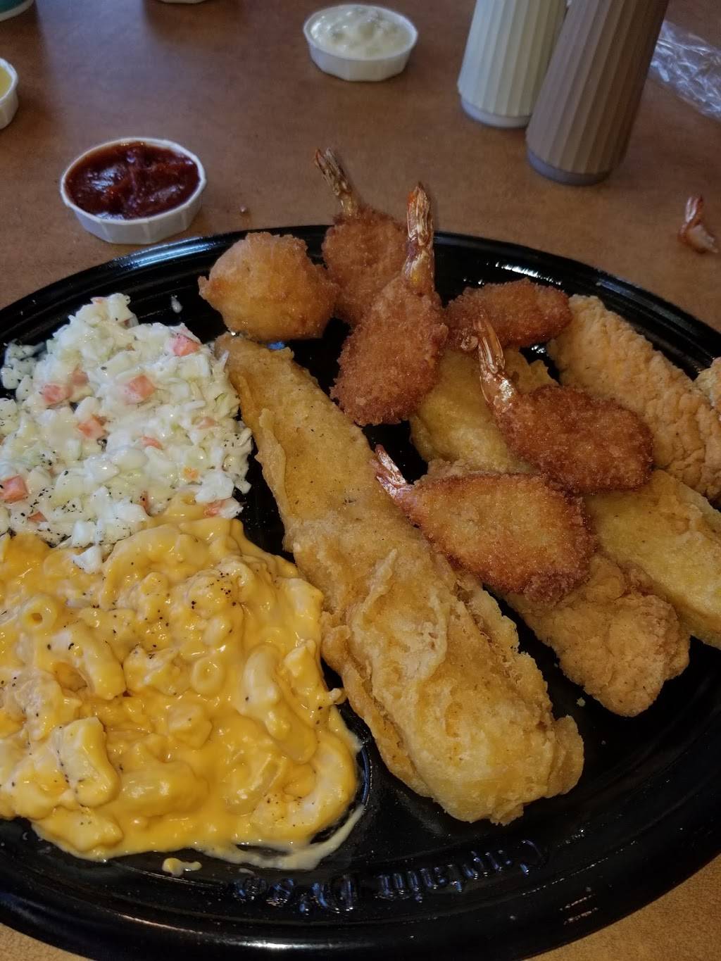 Captain Ds | restaurant | 1321 S Noland Rd, Independence, MO 64055, USA | 8162526288 OR +1 816-252-6288