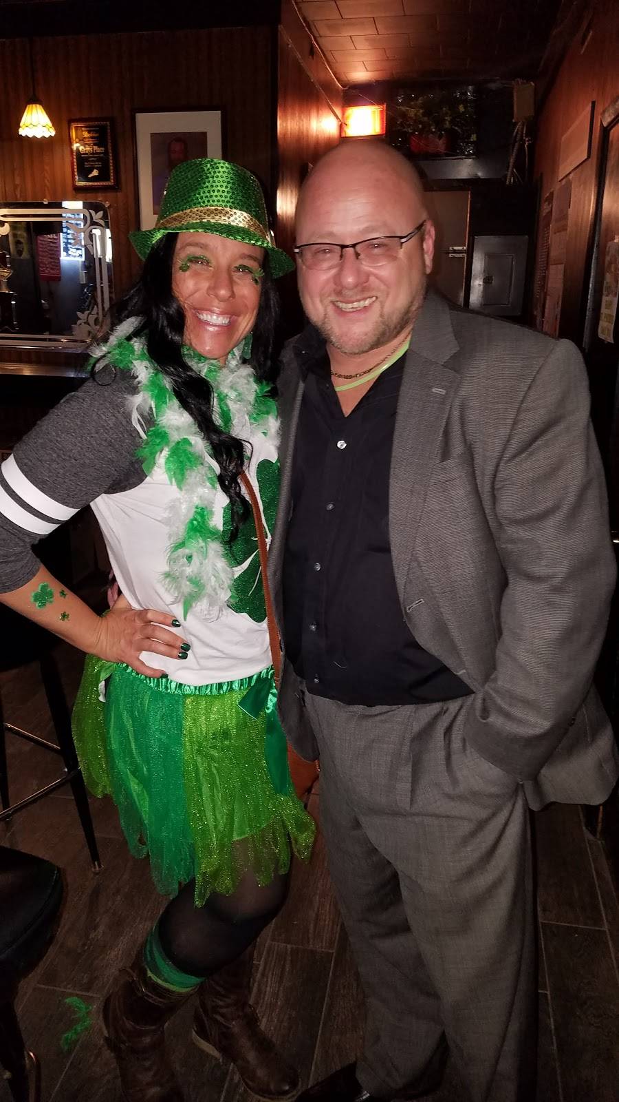 Grays Place | restaurant | 3682 Delaware Ave, Buffalo, NY 14217, USA | 7168779120 OR +1 716-877-9120