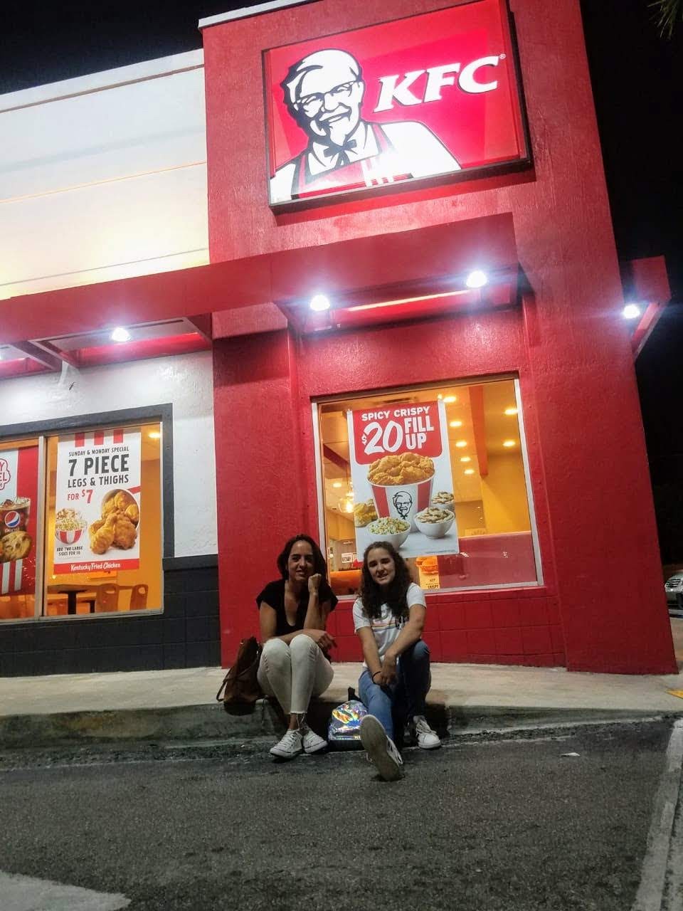 KFC | restaurant | 3061 W Sunrise Blvd, Fort Lauderdale, FL 33311, USA | 9545842288 OR +1 954-584-2288