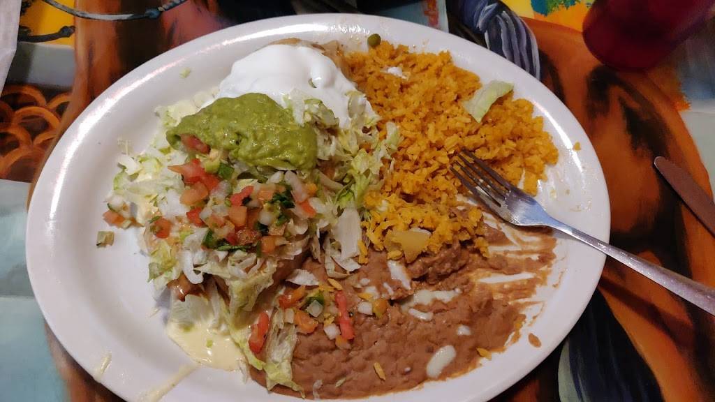 Cancun Mexican Restaurant & Cantina | restaurant | 1204 N Leroy St, Fenton, MI 48430, USA | 8103548577 OR +1 810-354-8577