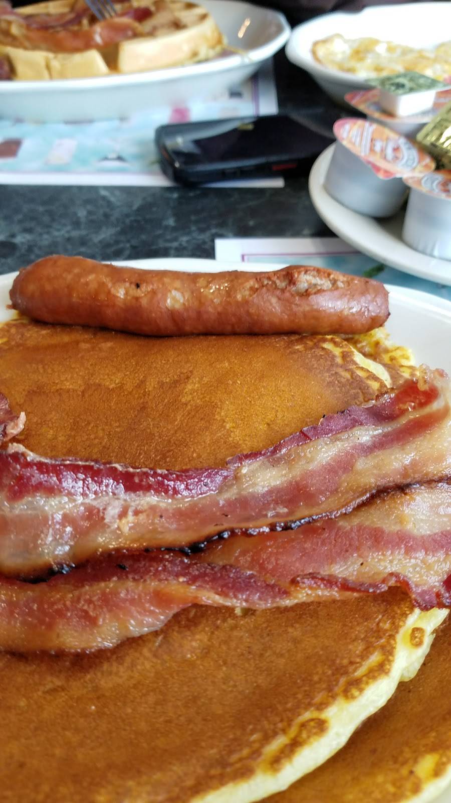 Arch Diner | restaurant | 1866 Ralph Ave, Brooklyn, NY 11234, USA | 7185313718 OR +1 718-531-3718