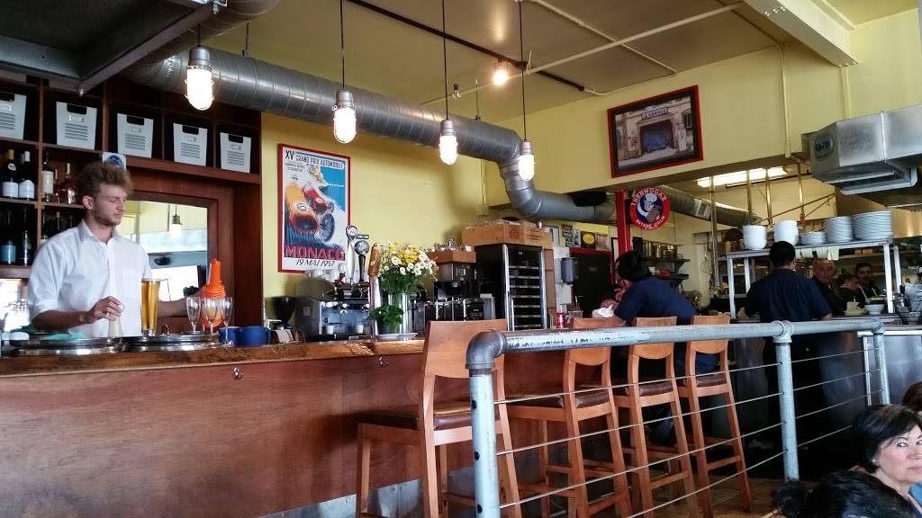 Le Garage | restaurant | 85 Liberty Ship Way #109, Sausalito, CA 94965, USA | 4153325625 OR +1 415-332-5625