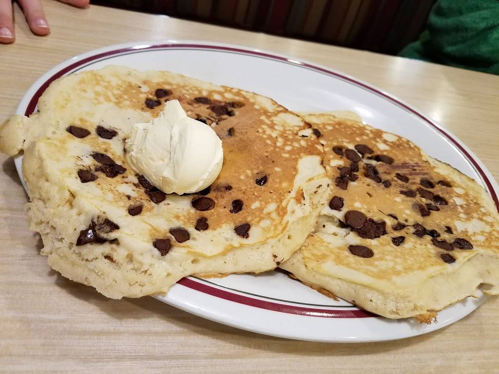 Huddle House | meal takeaway | 5887 MO-19, Cuba, MO 65453, USA | 5738850043 OR +1 573-885-0043