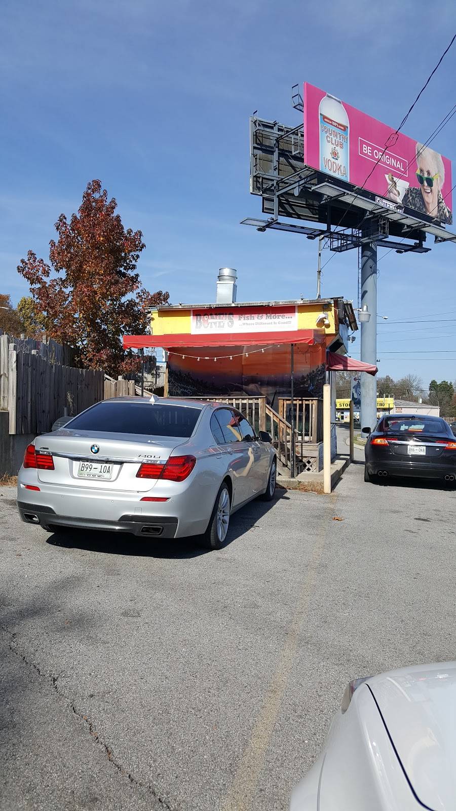 Bones Fish & More | restaurant | 2597 Murfreesboro Pike, Nashville, TN 37217, USA | 6298889931 OR +1 629-888-9931