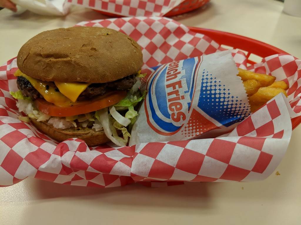 Spencers Dairy Kream | restaurant | 279 Sunset Dr, Grenada, MS 38901, USA | 6622269884 OR +1 662-226-9884