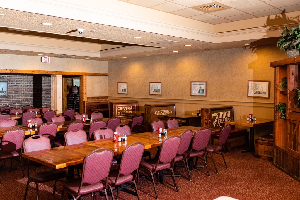 Barnes Restaurant | restaurant | 5320 Waters Ave, Savannah, GA 31404, USA | 9123548745 OR +1 912-354-8745