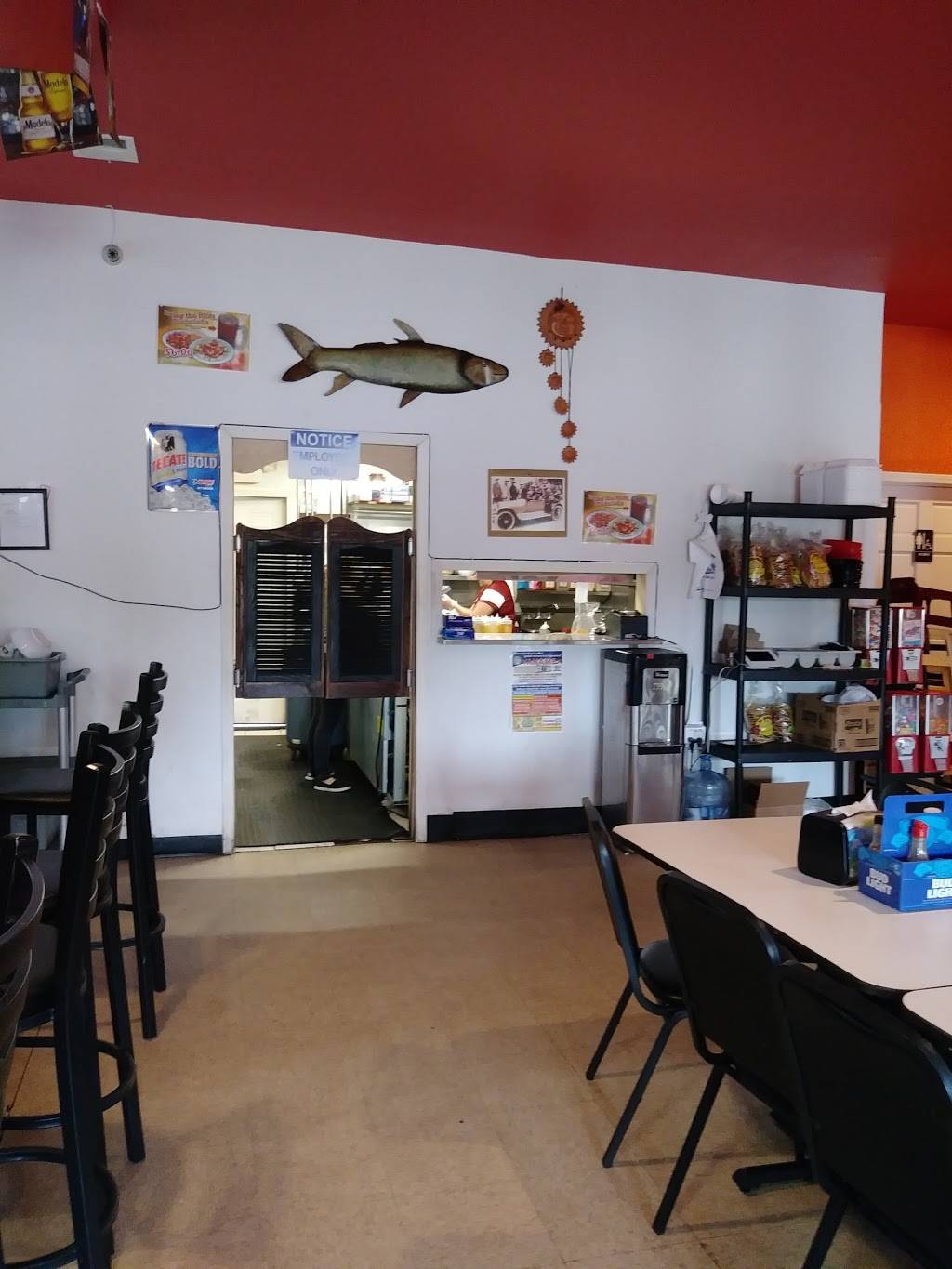 La Perla Del Mar | restaurant | 3850 Pacific Ave, Tacoma, WA 98418, USA | 2533808489 OR +1 253-380-8489