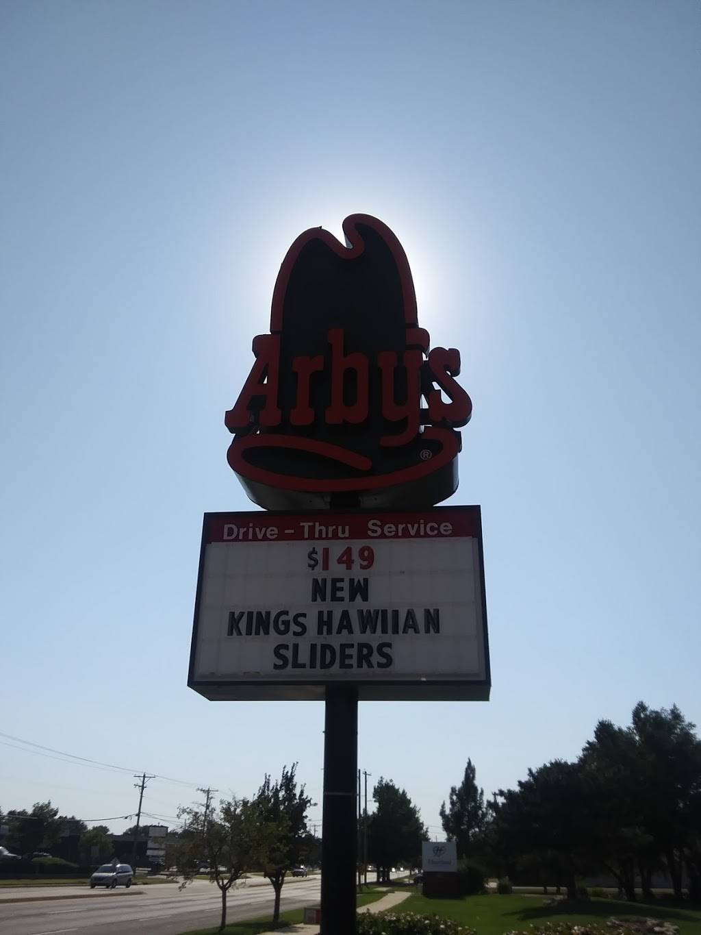 Arbys | meal takeaway | 8900 W Central Ave, Wichita, KS 67212, USA | 3167731915 OR +1 316-773-1915
