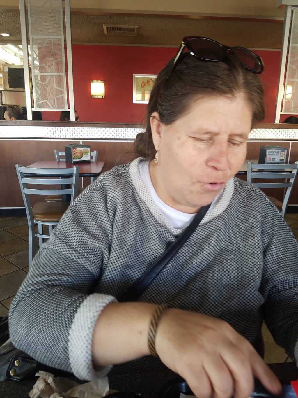 Carls Jr. | restaurant | 19305 Victory Blvd, Reseda, CA 91335, USA | 8188819635 OR +1 818-881-9635