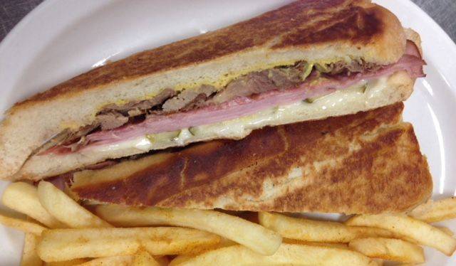 Maple Street Grill of Eagleville | restaurant | 161 N Main St, Eagleville, TN 37060, USA | 6152742001 OR +1 615-274-2001