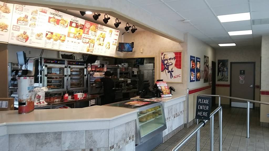 KFC | restaurant | 5700 Broadway, Merrillville, IN 46410, USA | 2198872646 OR +1 219-887-2646