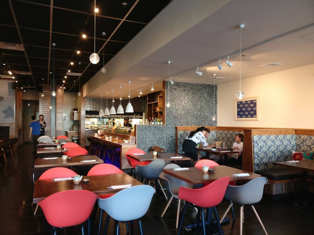 Murasaki | restaurant | 12158 Fairfax Towne Center, Fairfax, VA 22033, USA | 5715296765 OR +1 571-529-6765