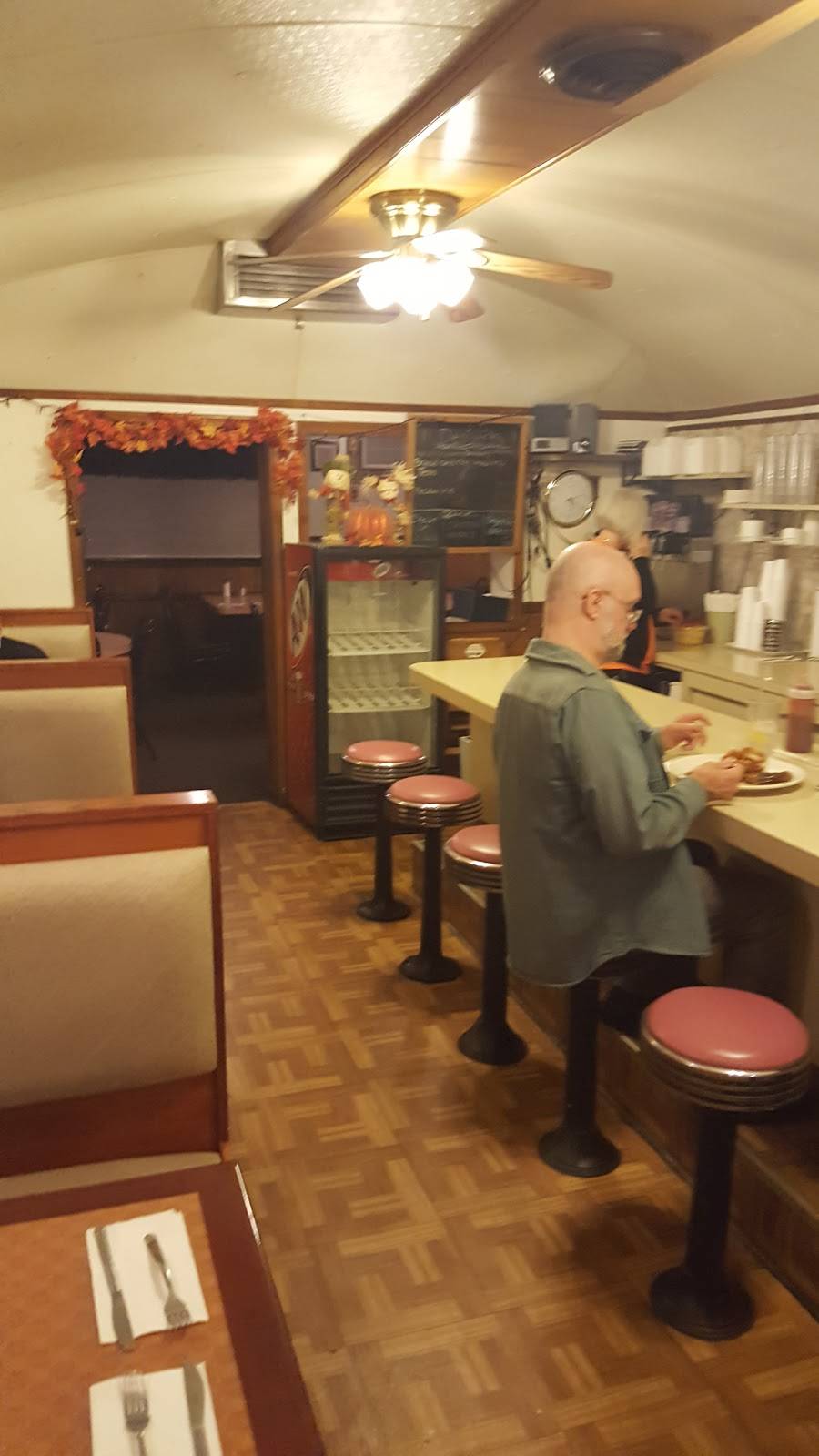 Mullers Port Jervis Diner | restaurant | 41 E Main St, Port Jervis, NY 12771, USA | 8458567978 OR +1 845-856-7978
