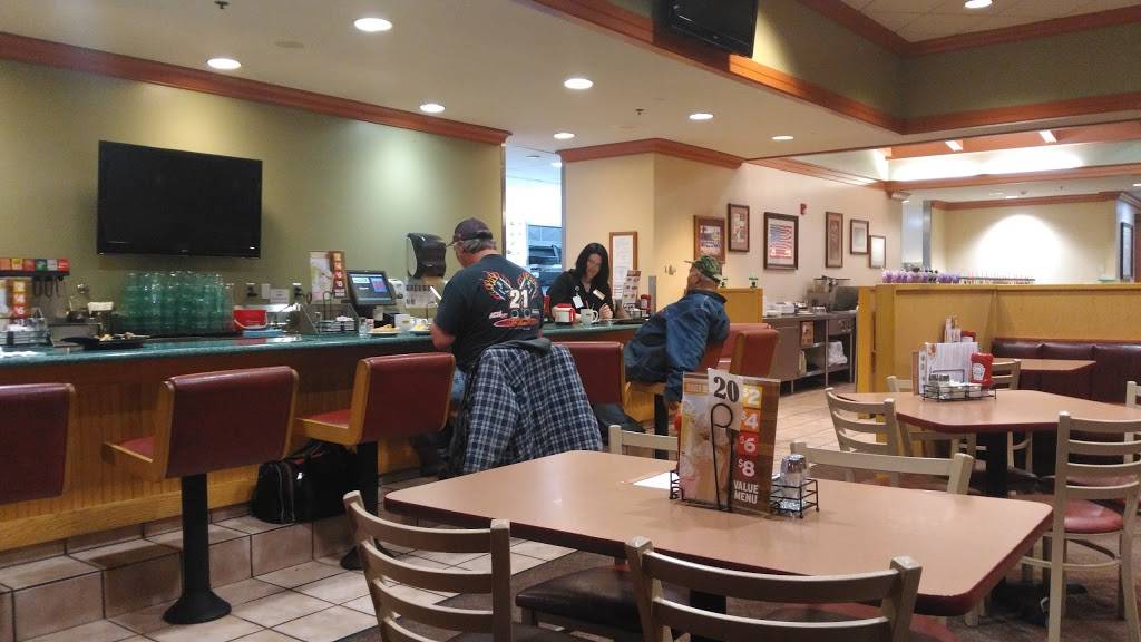 Dennys | restaurant | 1701 W Evergreen Ave, Effingham, IL 62401, USA | 2173470102 OR +1 217-347-0102