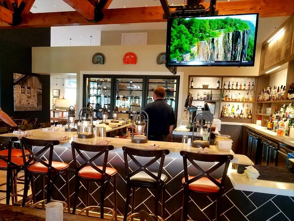 Regions 117 | restaurant | 180 Bald Eagle Dr, Lake Frederick, VA 22630, USA | 5406993234 OR +1 540-699-3234