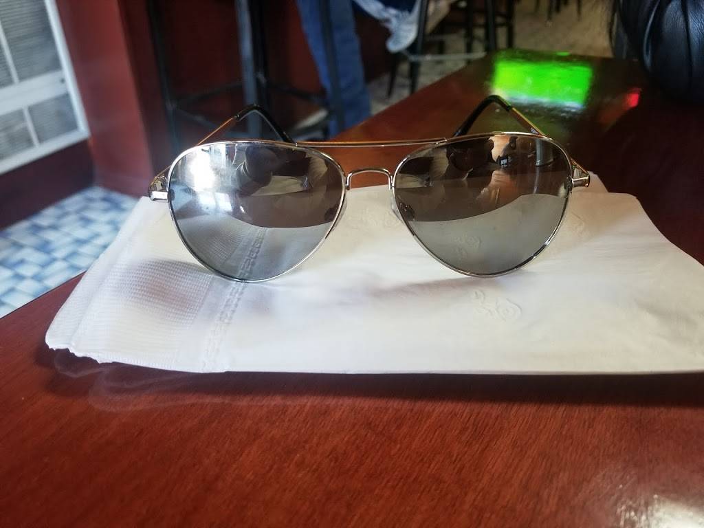 Los Amigos | restaurant | 339 Broadway, Chelsea, MA 02150, USA | 6178870484 OR +1 617-887-0484