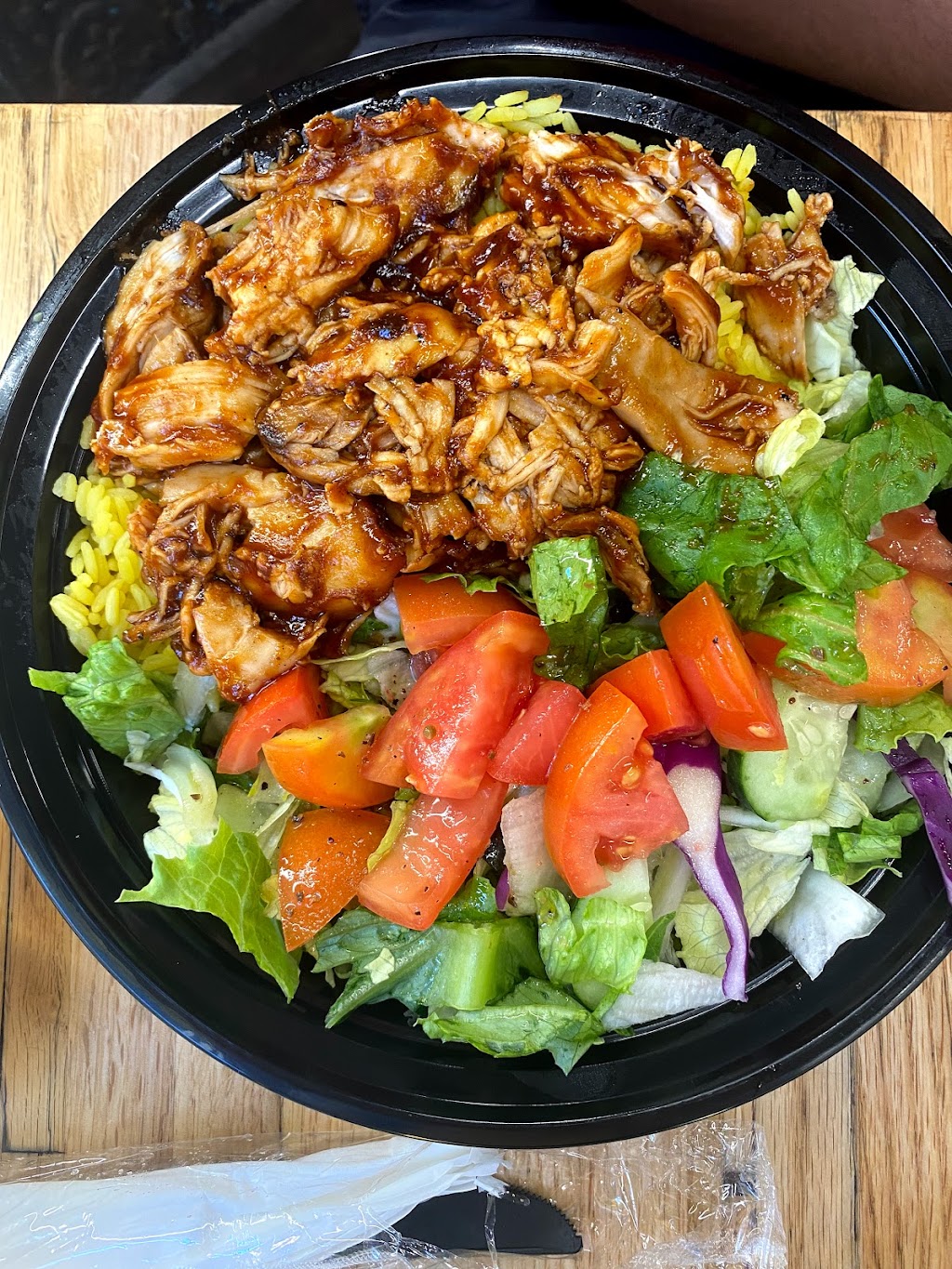 Chicken Feastin | restaurant | 561 Gates Ave, Brooklyn, NY 11221, USA | 7186769992 OR +1 718-676-9992