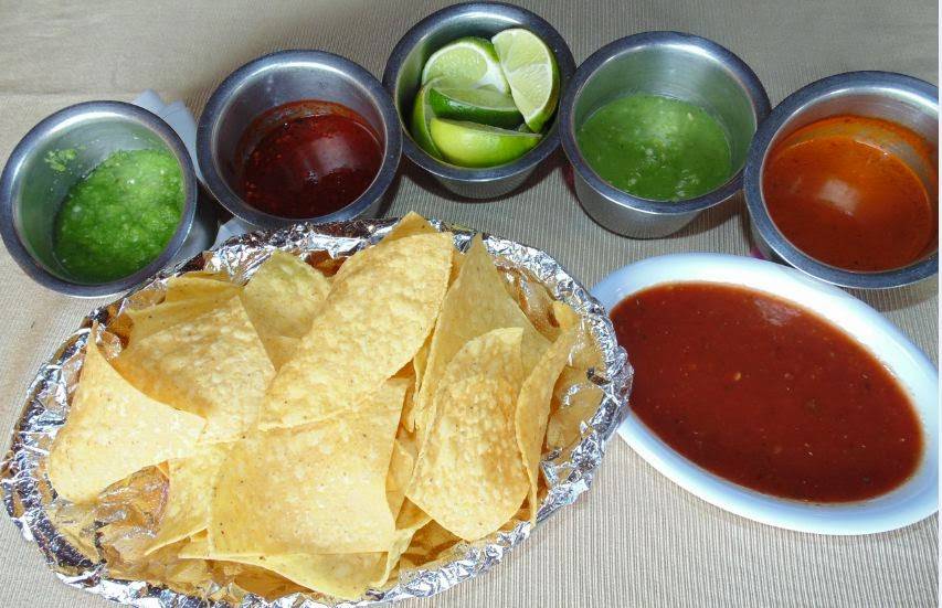 Los Carboncitos | restaurant | 722 Sheridan Boulevard, Denver, CO 80214, USA | 3035731617 OR +1 303-573-1617