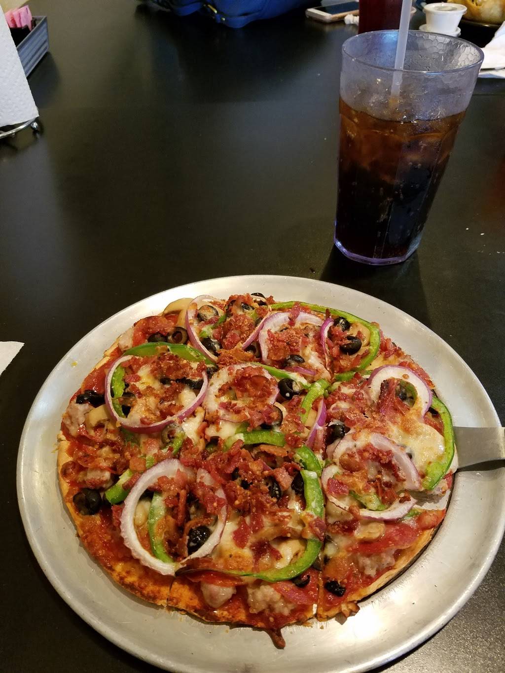 Daves Pizza & Wings | restaurant | 63 Progress Ln, Linn, MO 65051, USA | 5738973283 OR +1 573-897-3283