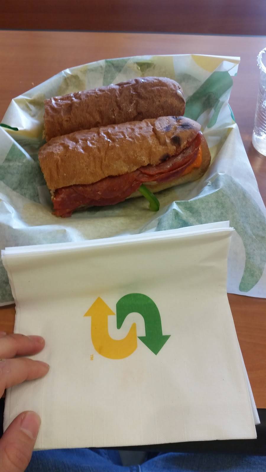 Subway | restaurant | Sarival Marketplace, 960 S Sarival Ave Suite 112, Goodyear, AZ 85338, USA | 6239322113 OR +1 623-932-2113