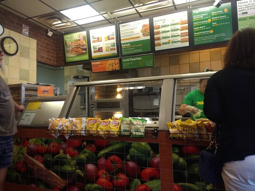 Subway Restaurants | restaurant | 6105 W Flamingo Rd Suite A, Las Vegas, NV 89103, USA | 7022206731 OR +1 702-220-6731