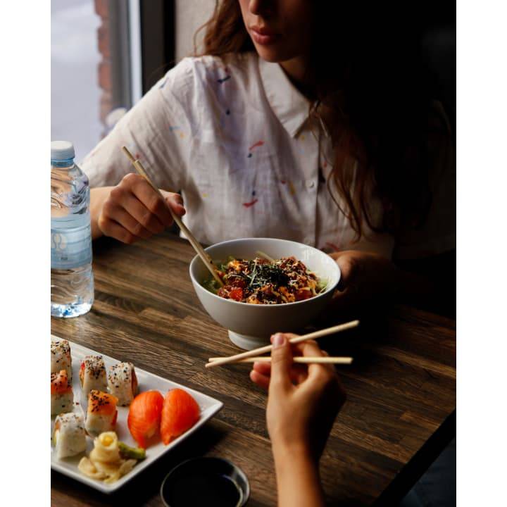 Sushi Shop | restaurant | 190 Boulevard Curé-Labelle, Sainte-Thérèse, QC J7E 2X5, Canada | 4504204408 OR +1 450-420-4408