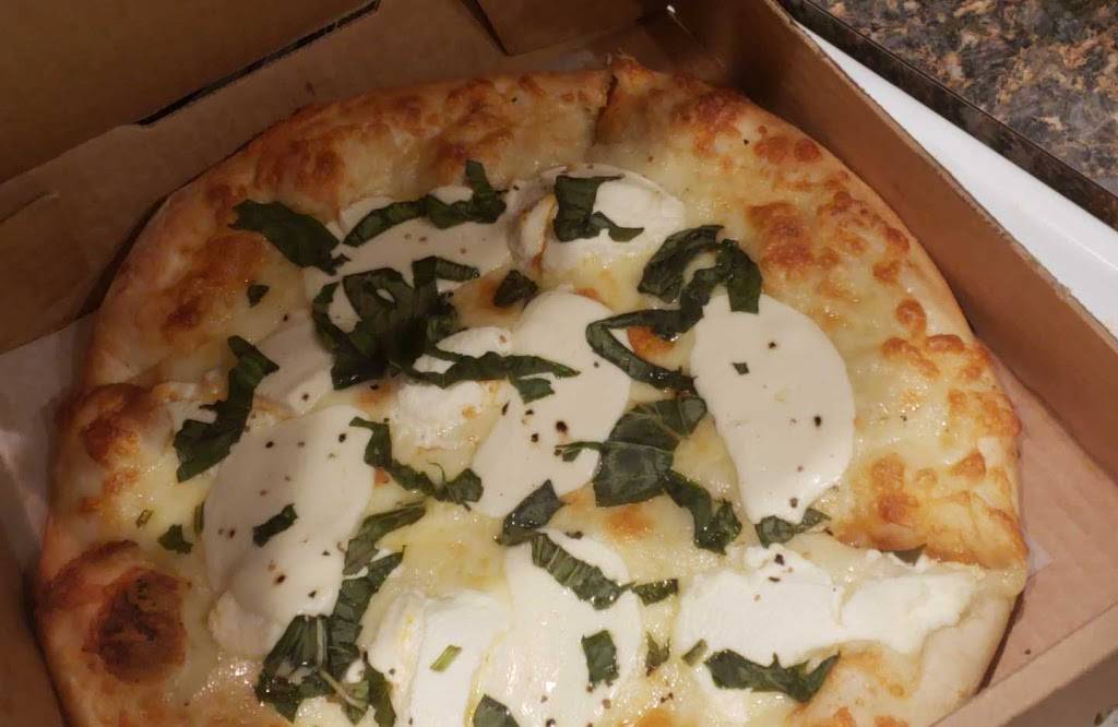 Ginas Pizza | meal takeaway | 622 Dover Center Rd, Bay Village, OH 44140, USA | 4402509900 OR +1 440-250-9900