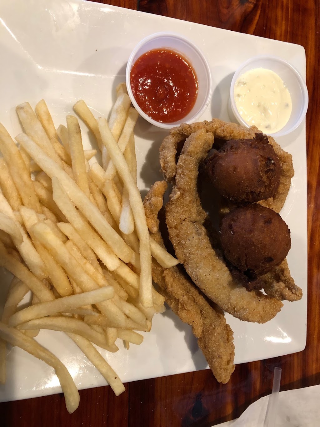 Rack & Reel Sports Grill | restaurant | 14 Camden Bypass, Camden, AL 36726, USA | 3346829111 OR +1 334-682-9111