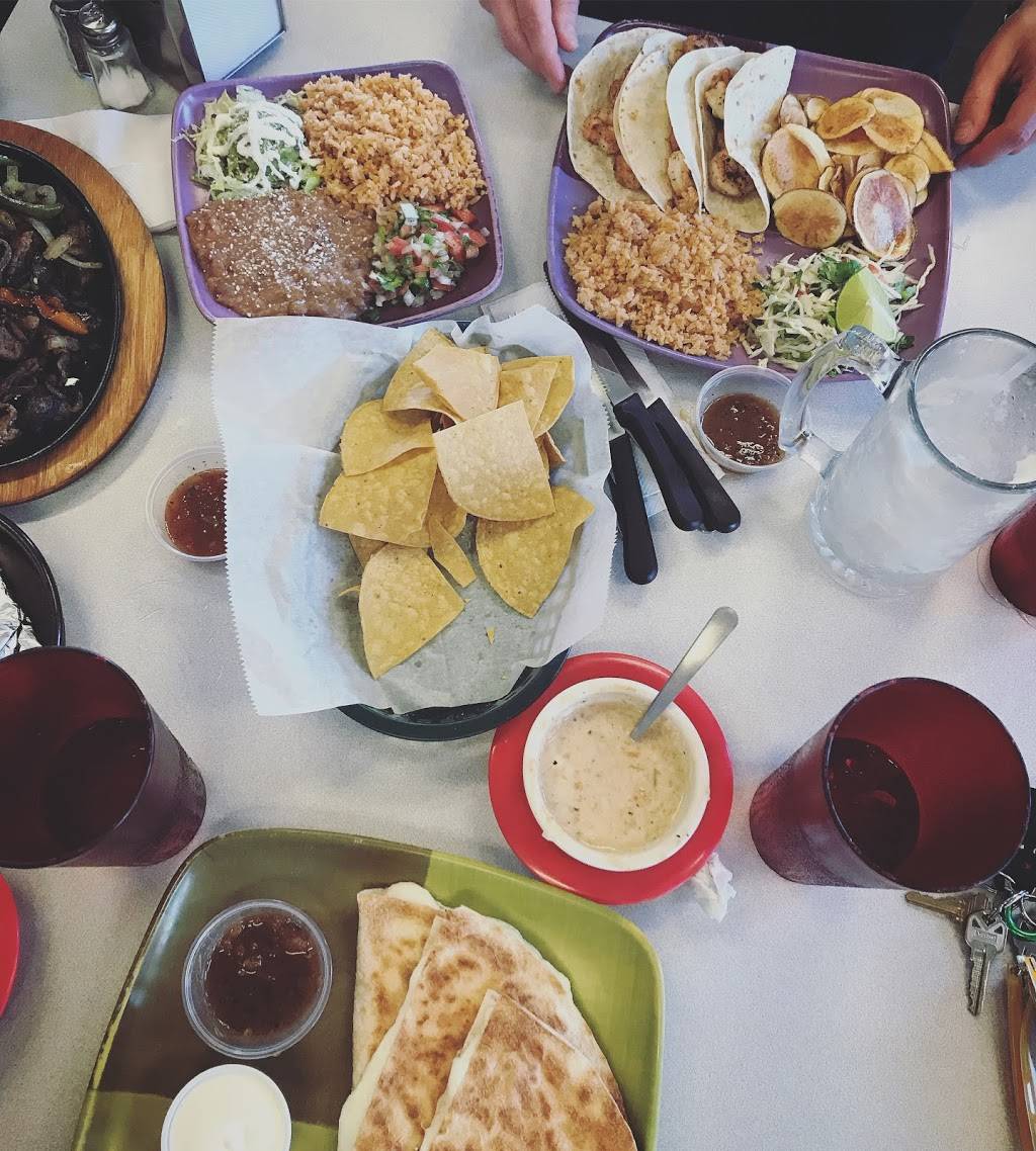 Lilys Mexican Restaurant | restaurant | 4601 S Kingshighway Blvd, St. Louis, MO 63109, USA | 3143521894 OR +1 314-352-1894