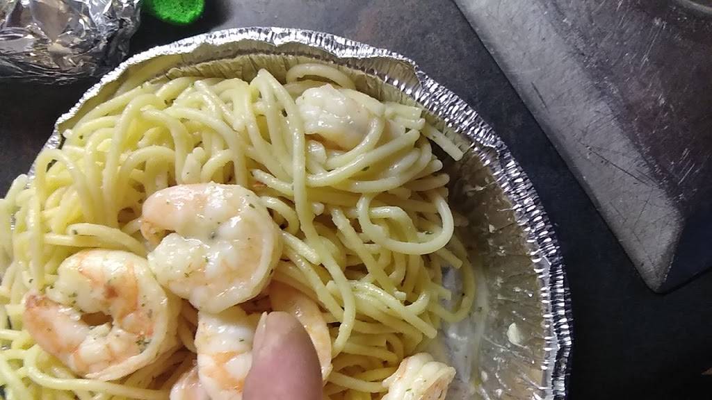 Picnic Pizza Italian Eatery | restaurant | 1250 Maple Ave, Zanesville, OH 43701, USA | 7404507201 OR +1 740-450-7201