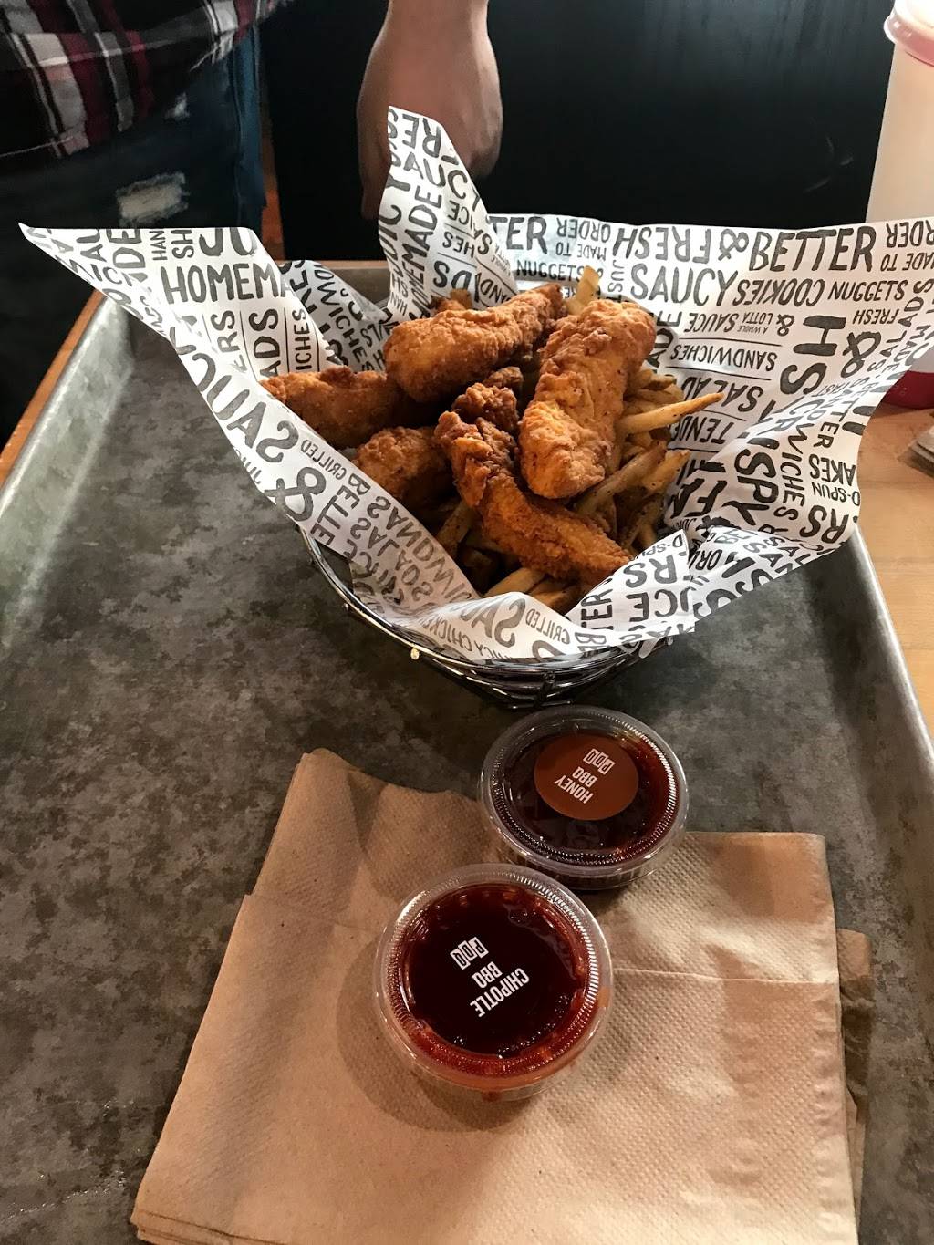 PDQ Restaurant | restaurant | 614 Haddonfield Rd, Cherry Hill, NJ 08002, USA | 8563353239 OR +1 856-335-3239