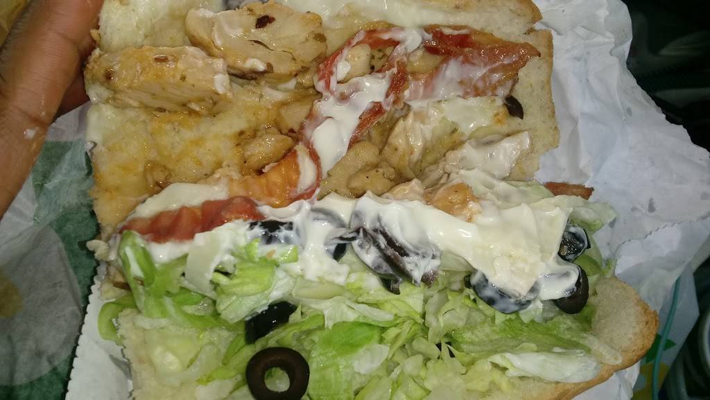 Subway Restaurants | restaurant | 9421 Mesa Dr, Houston, TX 77028, USA | 7136333132 OR +1 713-633-3132