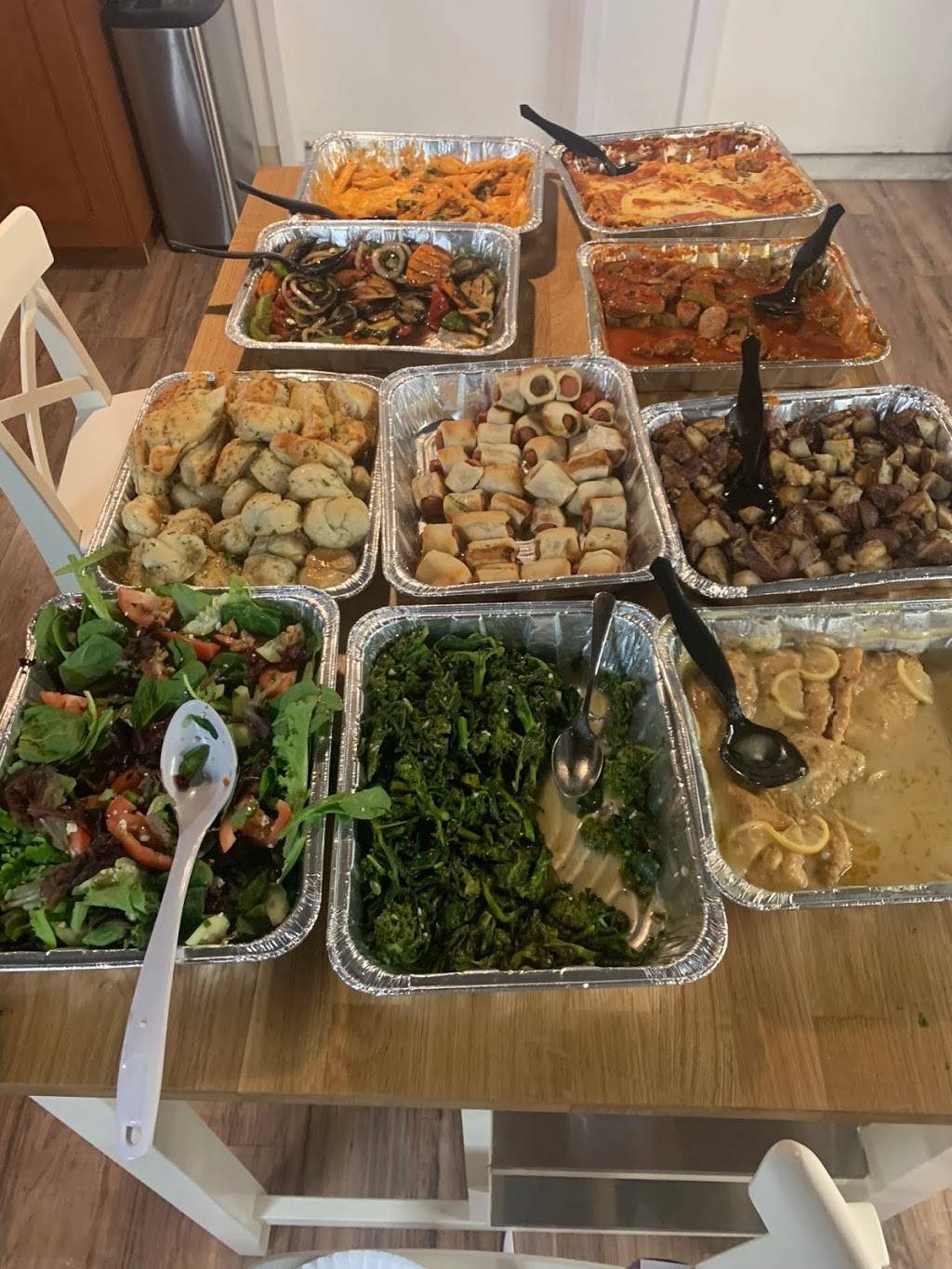 Broadway Pizza & Catering | restaurant | 60 Broadway Greenlawn, Greenlawn, NY 11740, USA | 6312610828 OR +1 631-261-0828