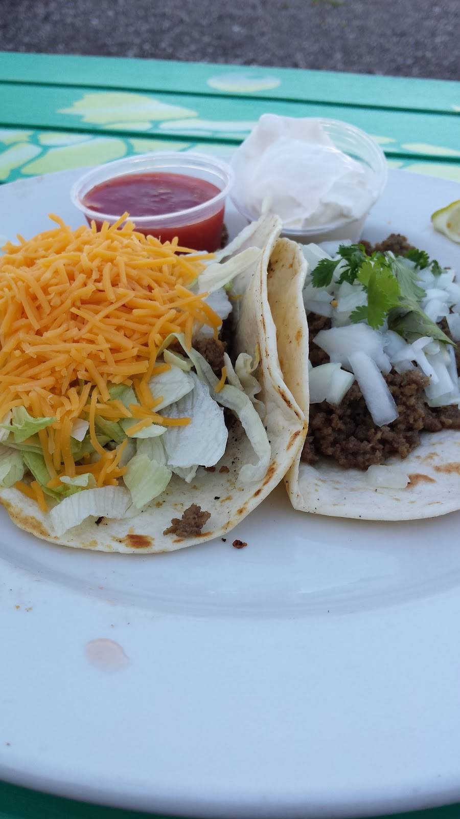 Rum Runners | restaurant | E Apple Ave, Ravenna, MI 49451, USA | 2318532223 OR +1 231-853-2223